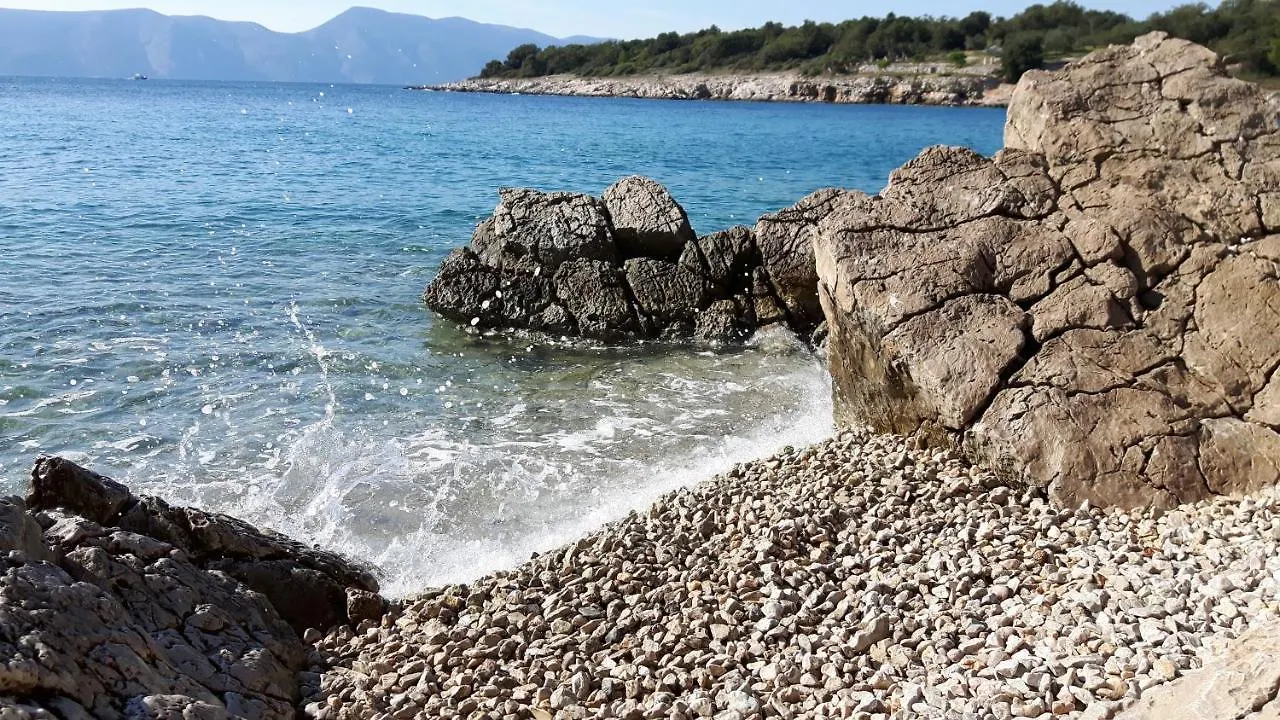 Apartment Tin Pinezici  Croatia